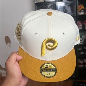 New Era Gold and White 59FIFTY Phillies Fitted